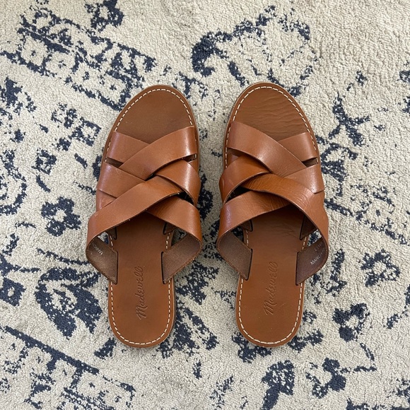 Madewell Boardwalk Woven Slide Sandal in English Saddle - Picture 5 of 10